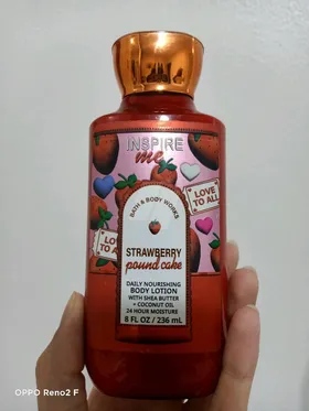 بادي لوشن بريحه strawberry pound cake