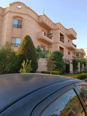 شقه للبيع بمدينه العبور