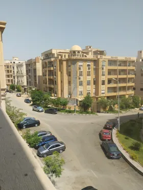 شقة للبيع في التجمع اللوتس الشمالية